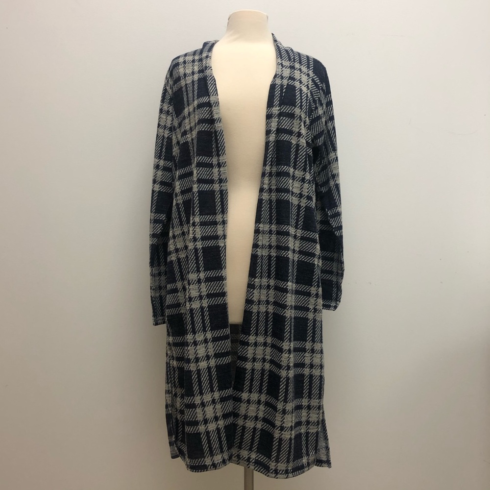 BLUE + WHITE CHECKERED CARDIGAN